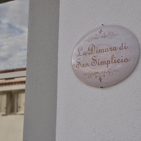 Готель La Dimora Di San Simplicio Ольбія Екстер'єр фото